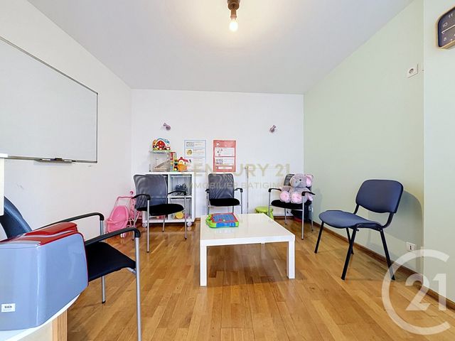 maison à louer - 5 pièces - 180.0 m2 - BOURGOIN JALLIEU - 38 - RHONE-ALPES - Century 21 Immobilier Batigimm