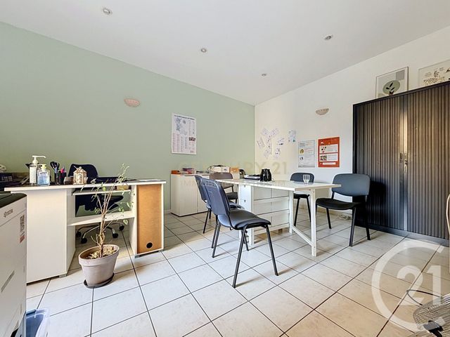 maison à louer - 5 pièces - 180.0 m2 - BOURGOIN JALLIEU - 38 - RHONE-ALPES - Century 21 Immobilier Batigimm