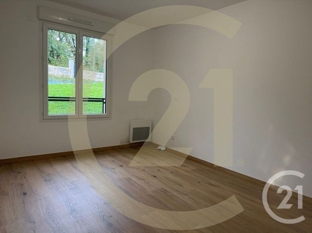 Appartement T3 à louer - 3 pièces - 62.76 m2 - VILLEFONTAINE - 38 - RHONE-ALPES - Century 21 Immobilier Batigimm