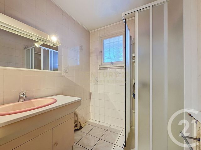 Appartement F3 bis à vendre - 4 pièces - 71.42 m2 - BOURGOIN JALLIEU - 38 - RHONE-ALPES - Century 21 Immobilier Batigimm