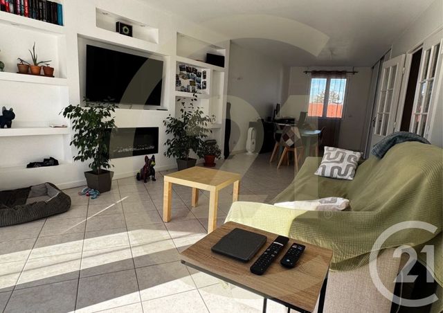 Appartement T3 à louer - 3 pièces - 79.53 m2 - LA VERPILLIERE - 38 - RHONE-ALPES - Century 21 Immobilier Batigimm
