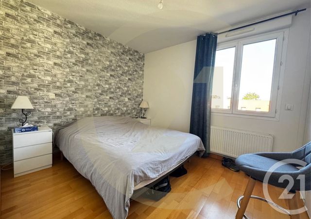 Appartement T3 à louer - 3 pièces - 79.53 m2 - LA VERPILLIERE - 38 - RHONE-ALPES - Century 21 Immobilier Batigimm