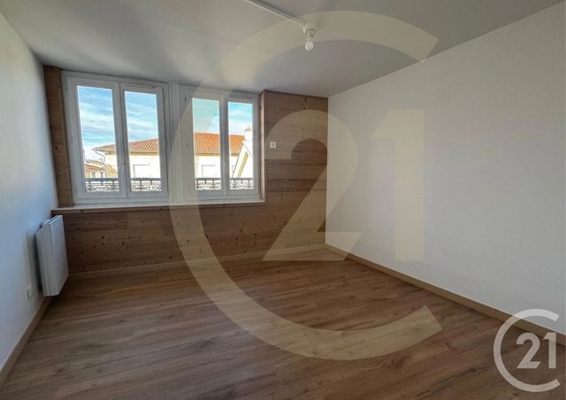 Appartement T2 à louer - 2 pièces - 36.88 m2 - BOURGOIN JALLIEU - 38 - RHONE-ALPES - Century 21 Immobilier Batigimm