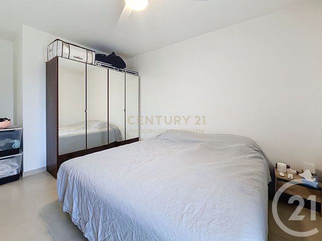 Appartement T3 à louer - 3 pièces - 75.37 m2 - L ISLE D ABEAU - 38 - RHONE-ALPES - Century 21 Immobilier Batigimm