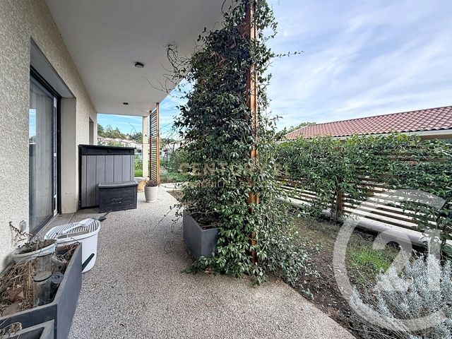Appartement T3 à louer - 3 pièces - 75.37 m2 - L ISLE D ABEAU - 38 - RHONE-ALPES - Century 21 Immobilier Batigimm
